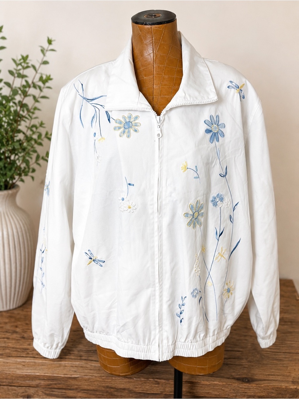 Draper’s & Damon’s Embroidered Zip Jacket Women’s XL